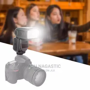 Triopo Camera Flash Speedlite