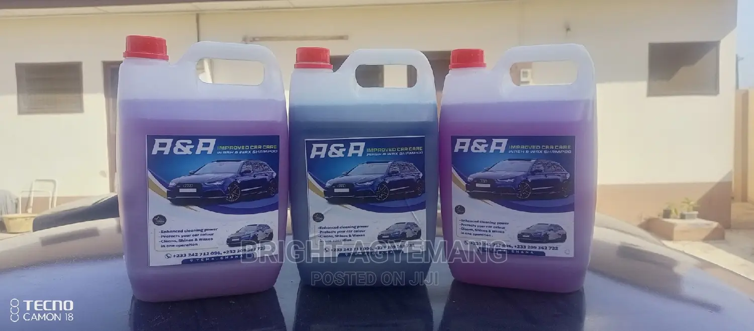 Car Wash and Wax Shampoo