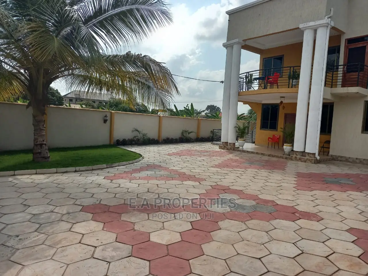 7bdrm Mansion in E a Properties, Sasaabi for Sale