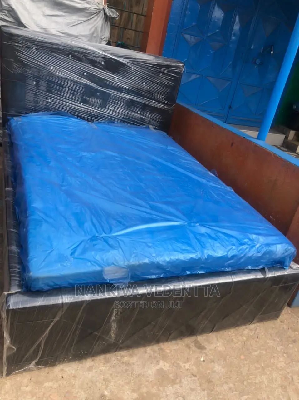 Double Bed Frane With Mattress