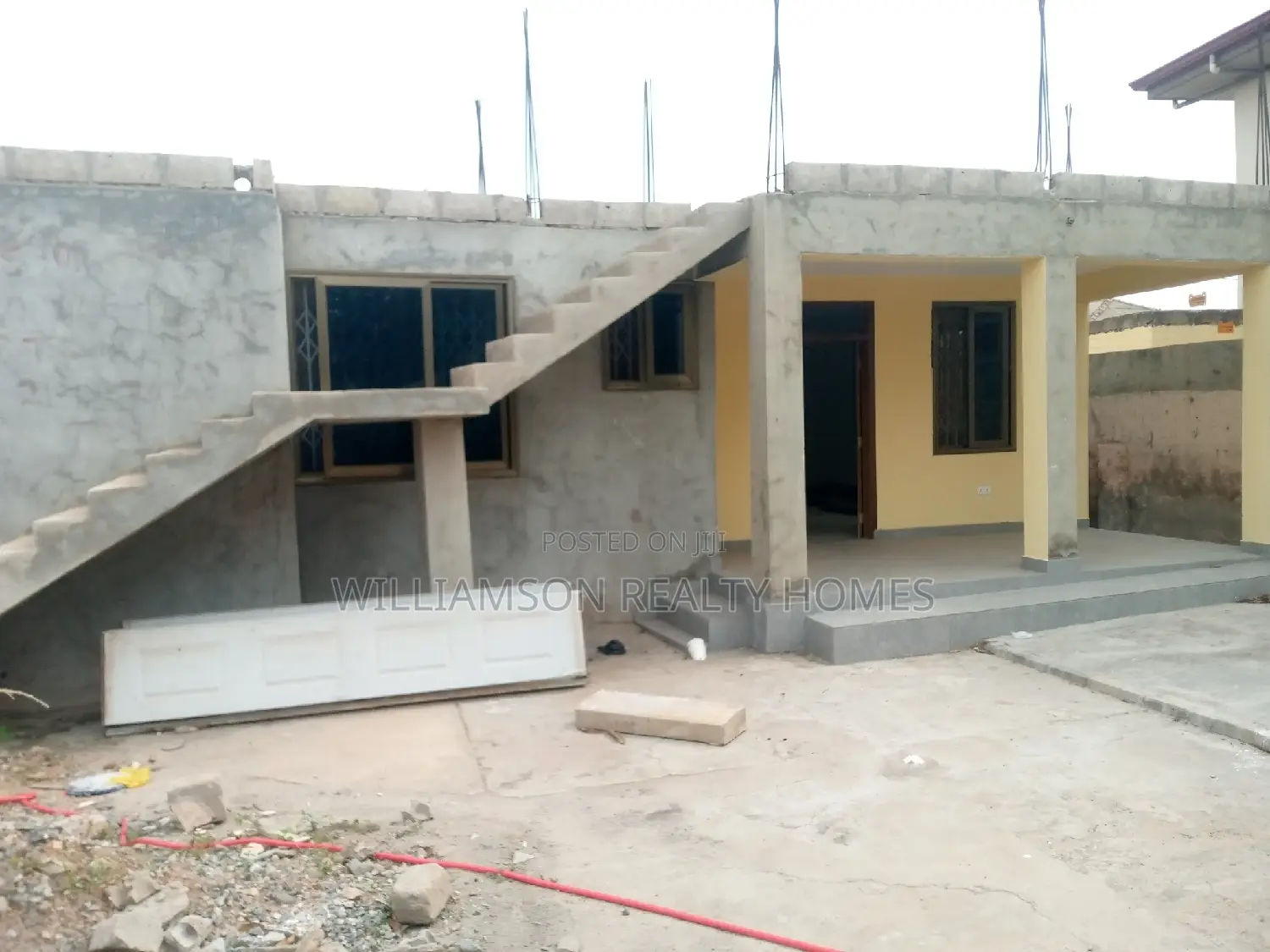 3bdrm House in Hfc Estate, Spintex for rent