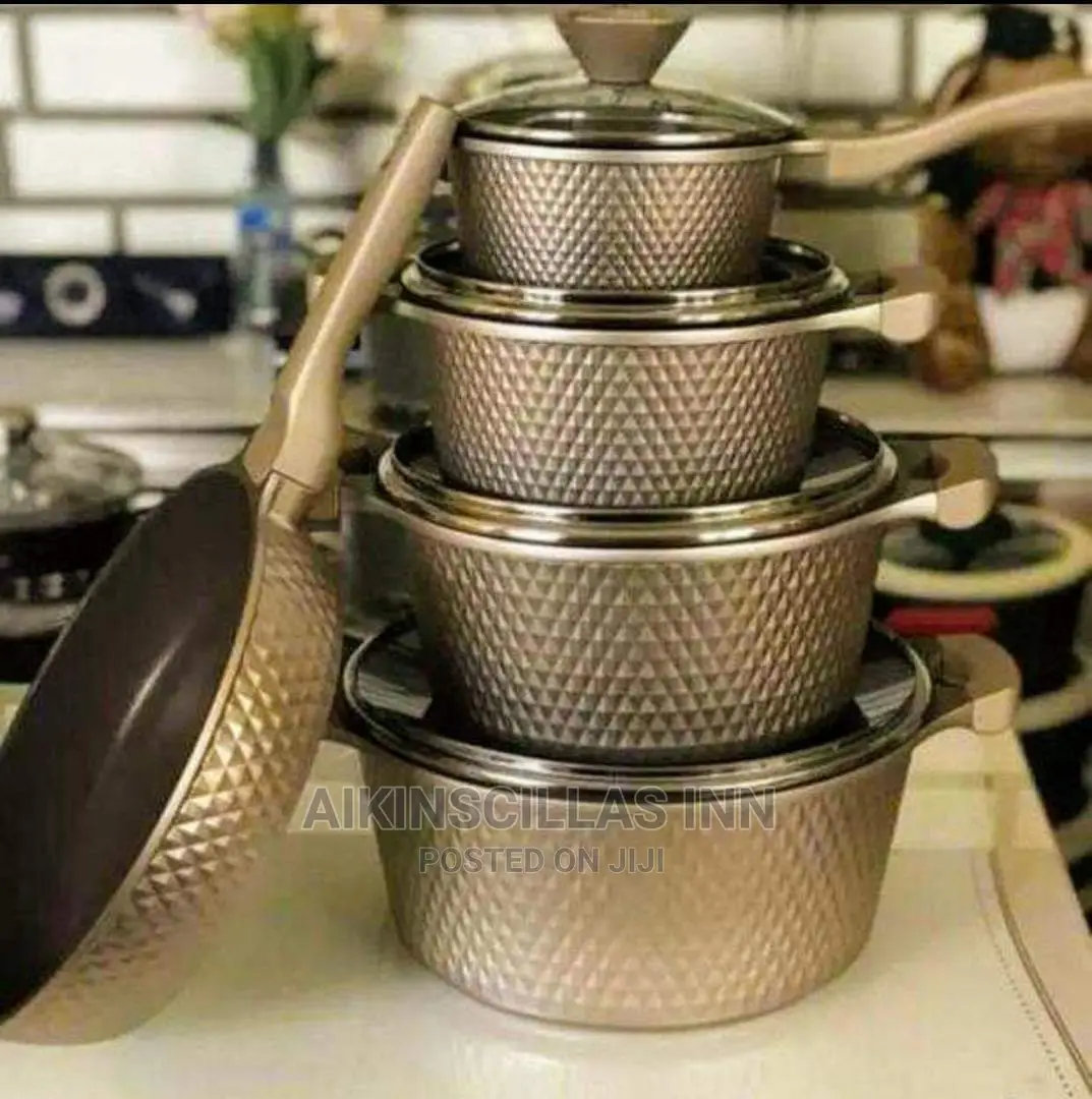 Momcoc Cookware