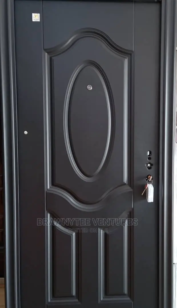 Brawnytee P. Black Door