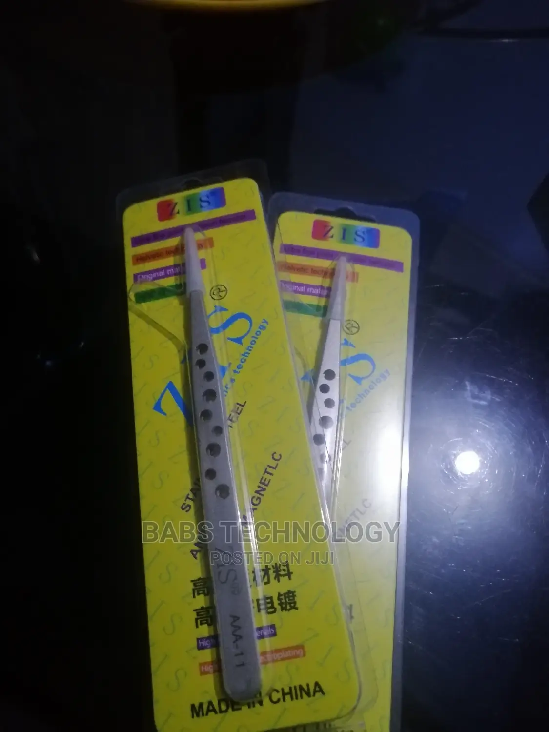Tweezers Tweezers