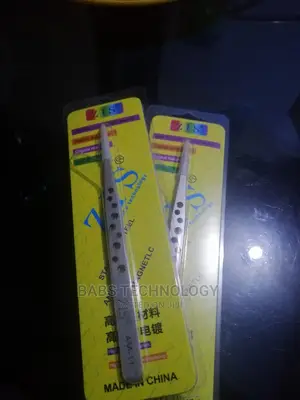 Tweezers Tweezers