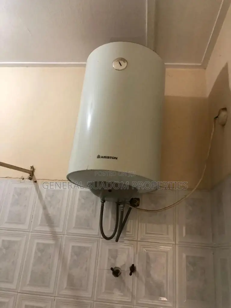 3bdrm House in Suadom Properties, Baatsona Total for sale