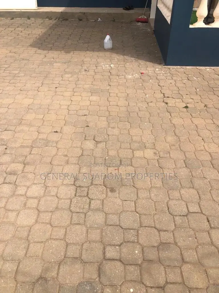 3bdrm House in Suadom Properties, Baatsona Total for sale