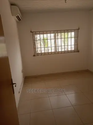 4bdrm House in Seekers Realty, Nyaniba Estate for rent