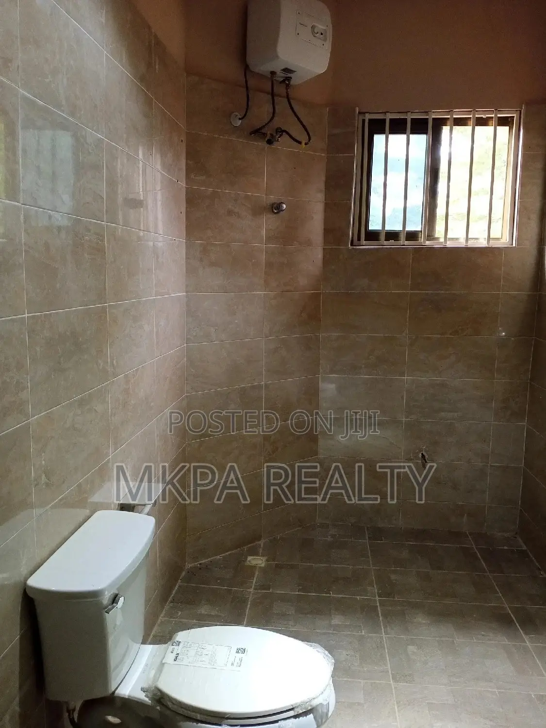 5bdrm House in Nkpa Properties, Tamale Municipal for rent