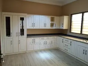 5bdrm House in Nkpa Properties, Tamale Municipal for rent