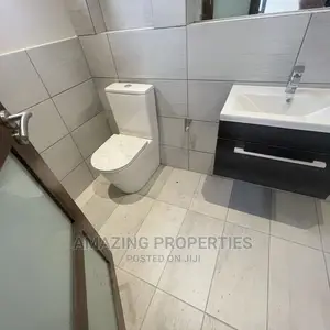 5bdrm Farm House in Amazing Properties, East Legon for sale