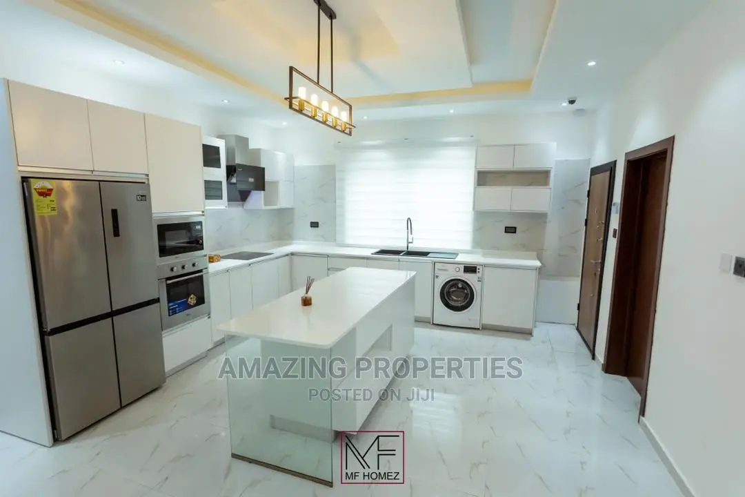 5bdrm Farm House in Amazing Properties, East Legon for sale