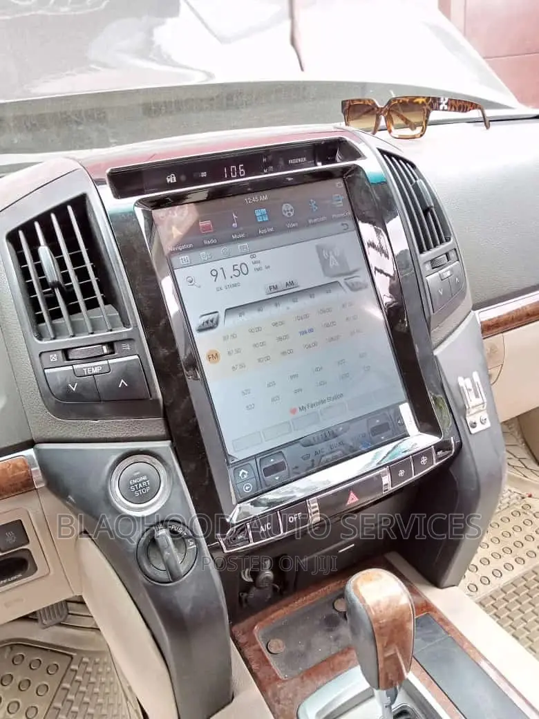 Land Cruiser V8 2008-2014 Tesla Android Car System Available