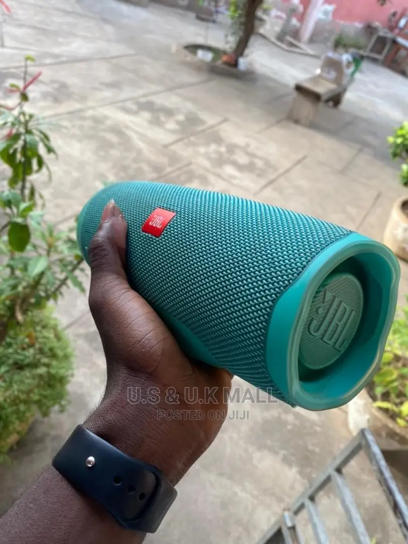 Preowned JBL Charge 4 Bluetooth Speaker From America 4sale