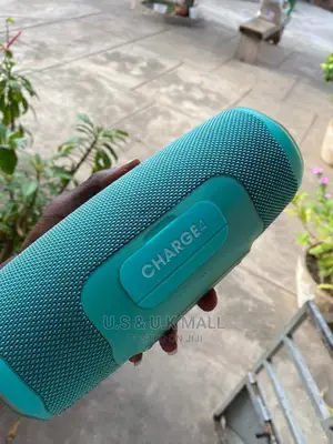 Preowned JBL Charge 4 Bluetooth Speaker From America 4sale