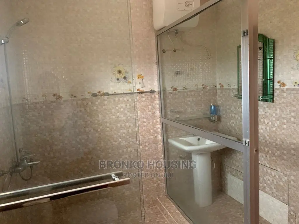 3bdrm House in Bronko Housing, Spintex for Rent