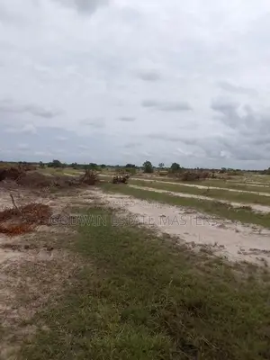 100/100sqft Plots Available at Dwellys Court 