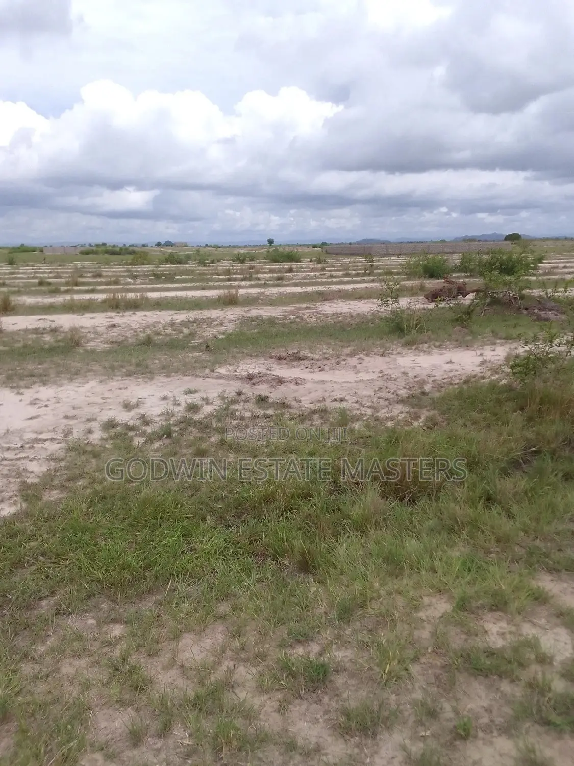 100/100sqft Plots Available at Dwellys Court 