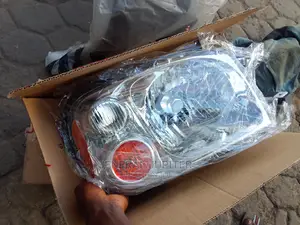 Nissan Pick Up Hardbody Headlight Pair.