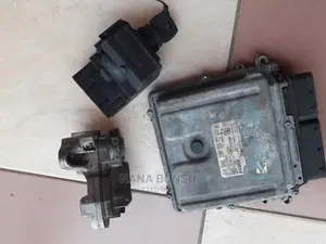2008 Sprinter Bus Lock, Key and Control Board Combo