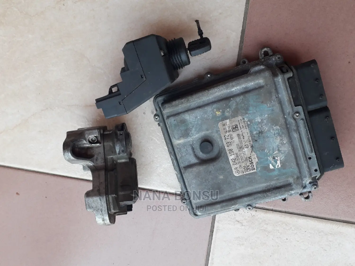 2008 Sprinter Bus Lock, Key and Control Board Combo
