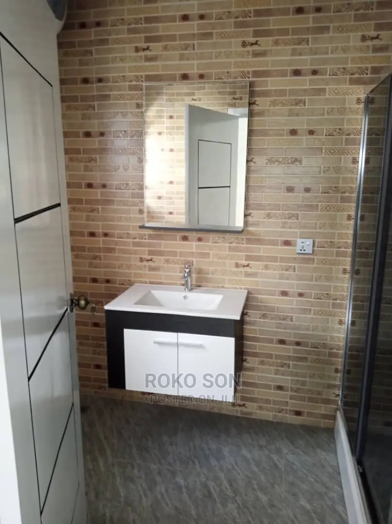 4bdrm Duplex in Dr Roko, East Legon for Sale
