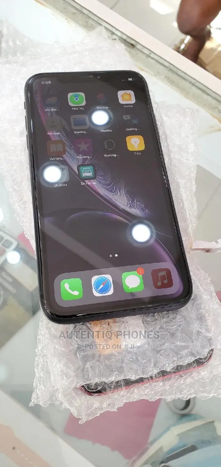 Apple iPhone XR 64 GB Black