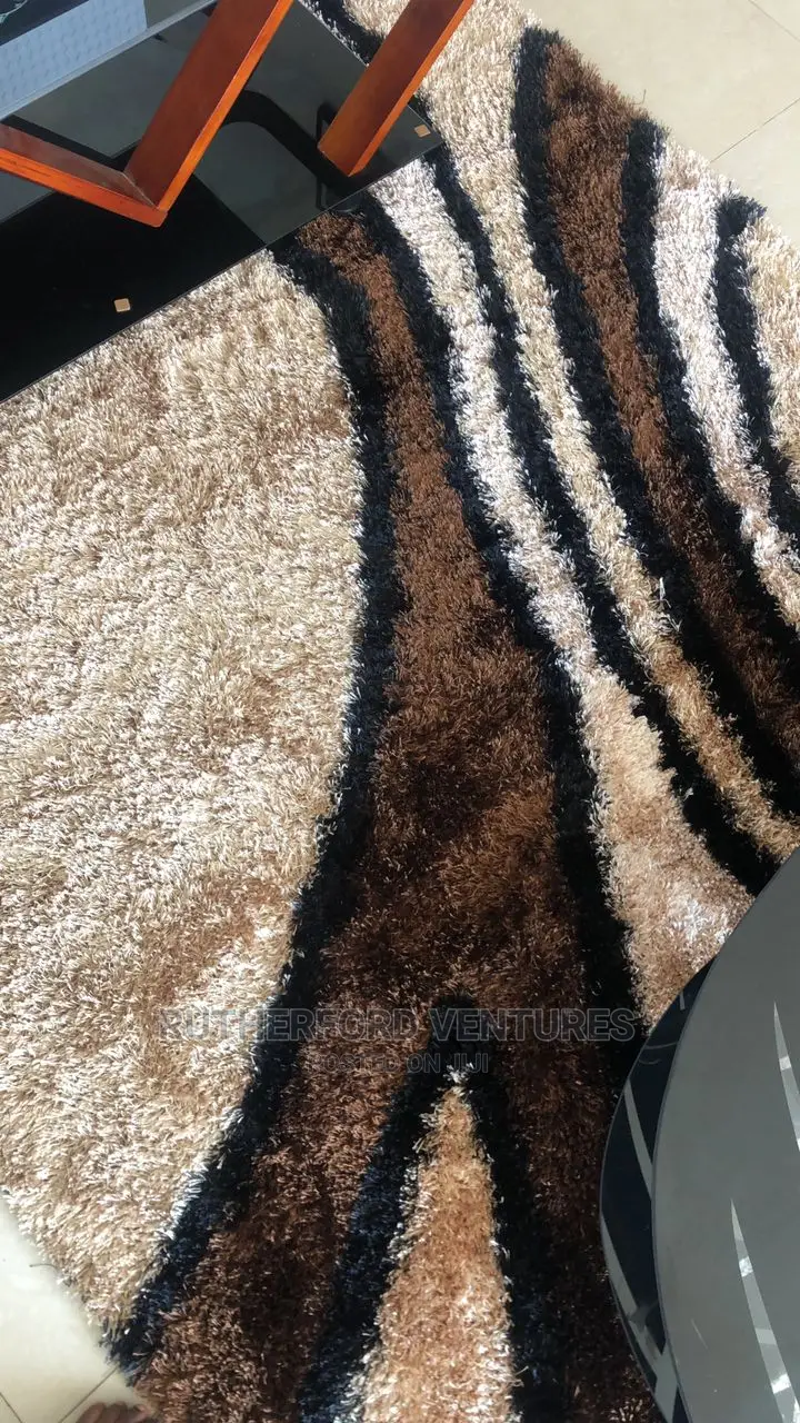 Center Carpet