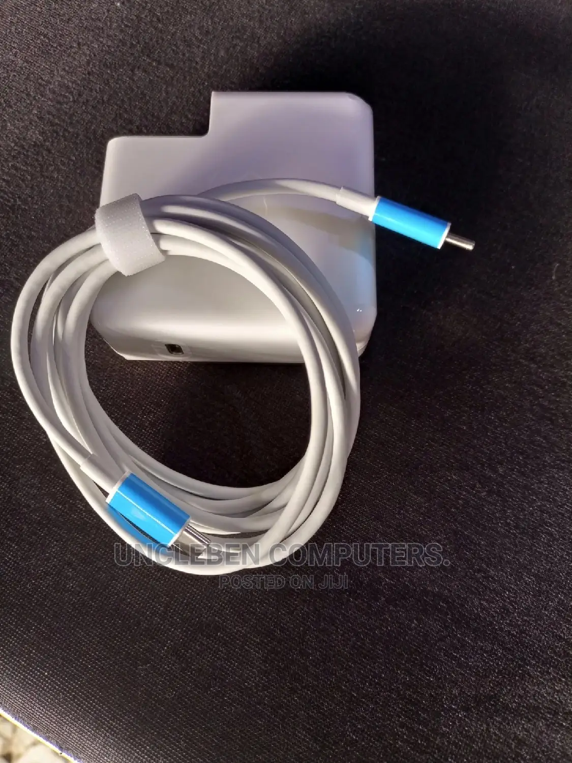 Apple Macbook Charger Type C