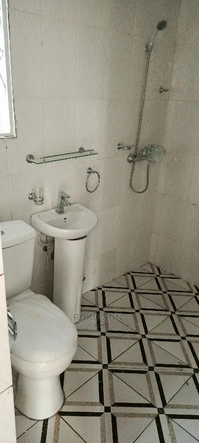 1bdrm Apartment in Dr Roko, Ablekuma for rent