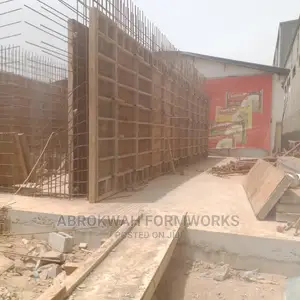 Bunker/Tank/Retaining Wall/Formworks/Concrete/Slabs
