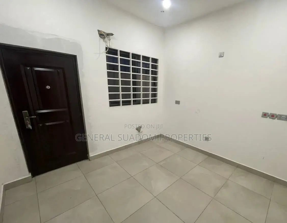 3bdrm House in Suadom Properties, Baatsona Total for sale