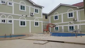 This Hotel 40 Bedroom at Madin
