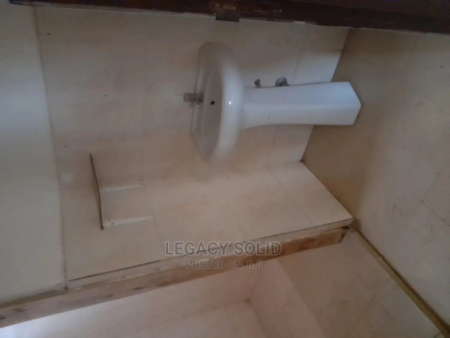 2bdrm Apartment in Legacy Solid Real, Teshie for rent