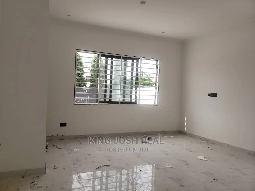 3bdrm House in Spintex for sale