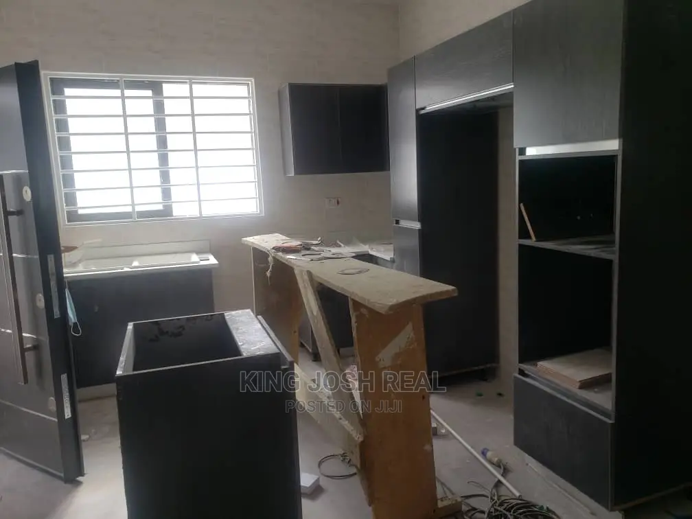 3bdrm House in Spintex for sale