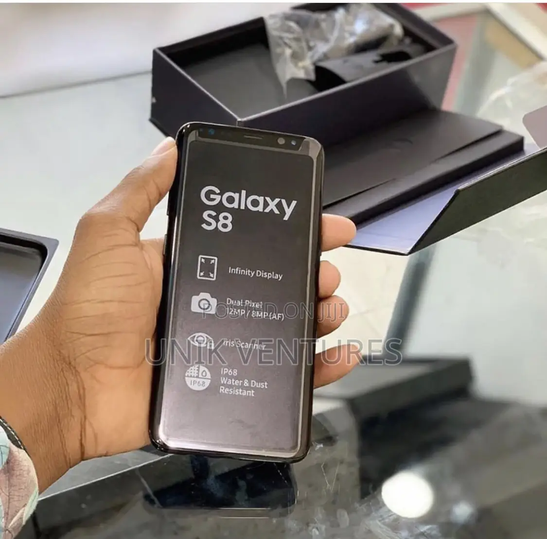New Samsung Galaxy S8 64 GB Black