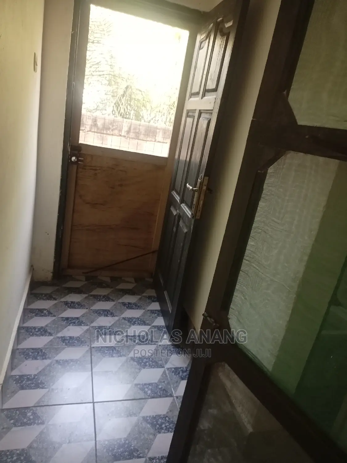 1bdrm House in The Dorns Properties, New Town for rent