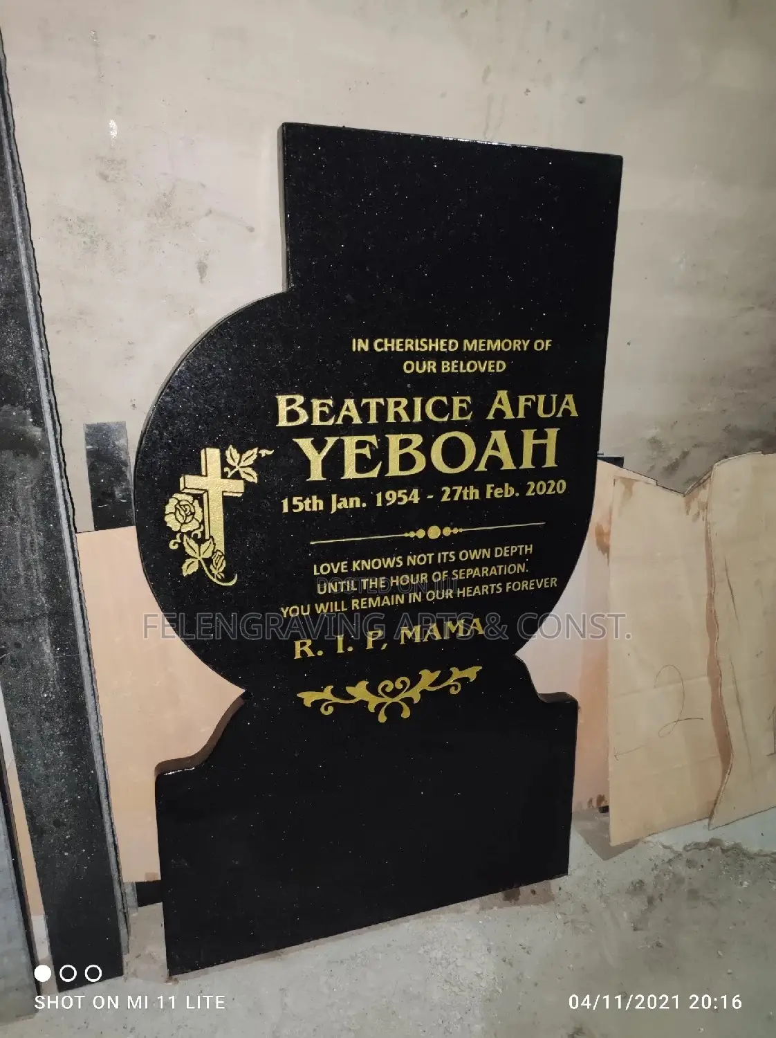 Granite / Porcelain Headstone
