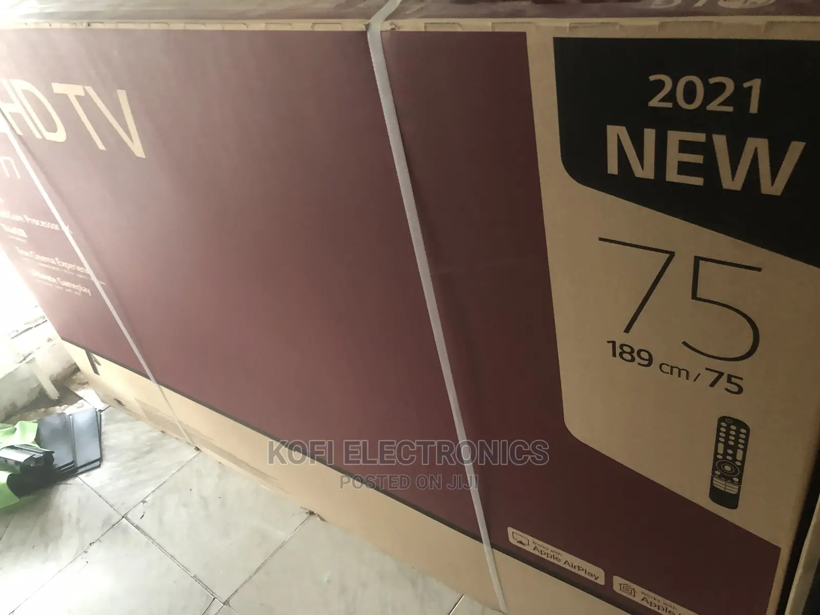 Dazzling LG UHD 75 Inch UP77 Series Cinema Screen Design 4K