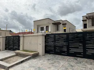 4bdrm House in Close to Mine Road 4 for Sale