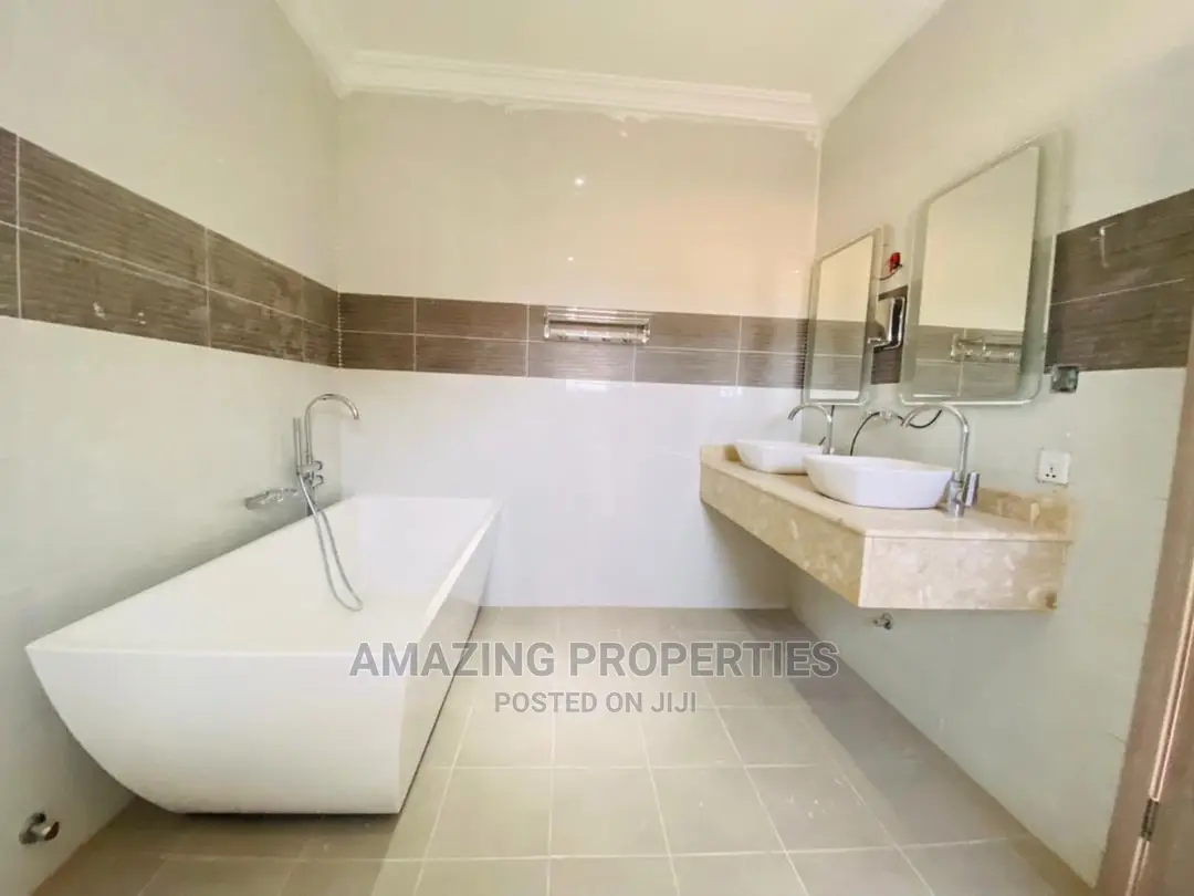 4bdrm Farm House in Amazing Properties, Cantonments for Sale