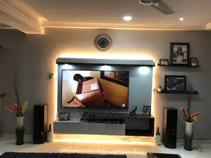 Raf TV Decor