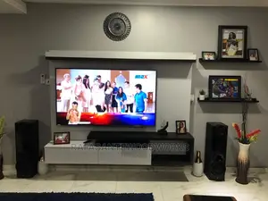 Raf TV Decor