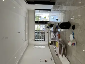 3bdrm House in 3 Bedroom House For for sale
