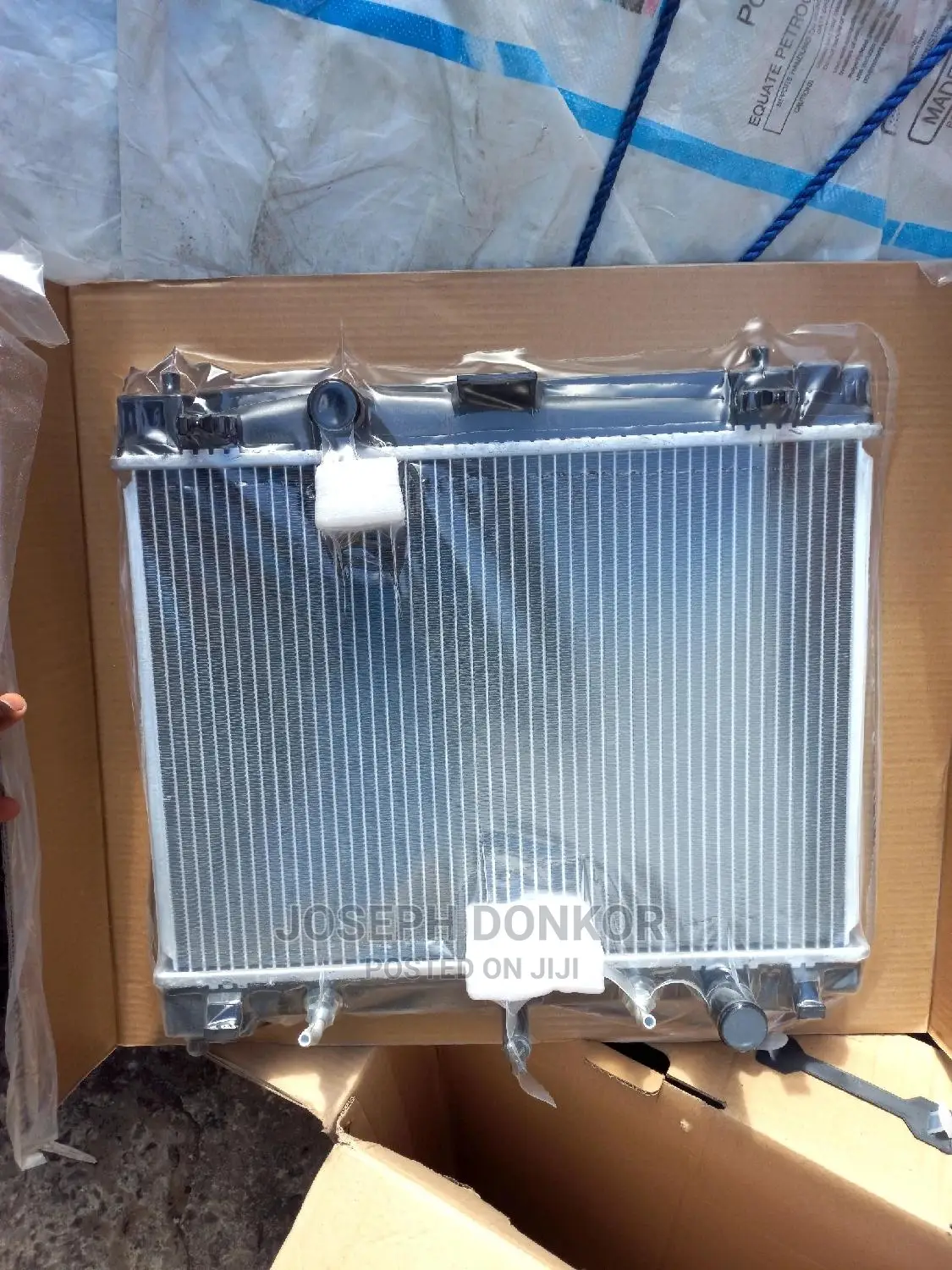 Yaris/Vitz/Belta Radiator Tank