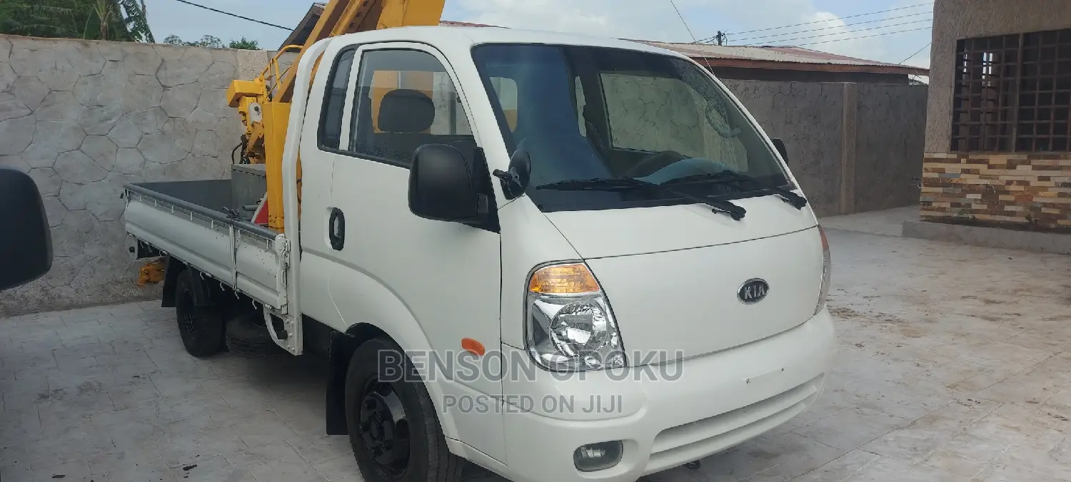 Kia Bongo 3 With Craine
