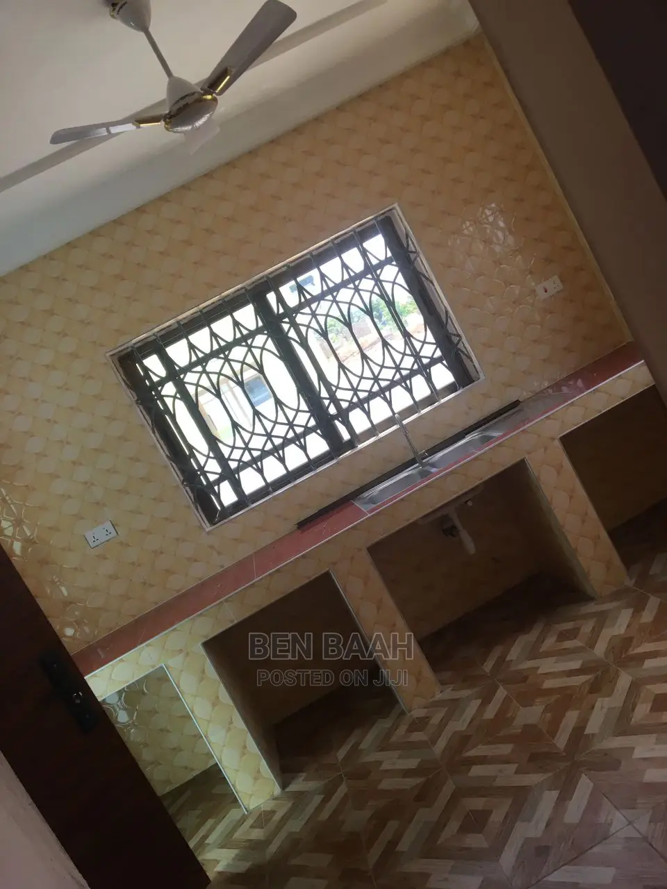 3bdrm Block of Flats in Ben Properties, Accra Metropolitan for sale
