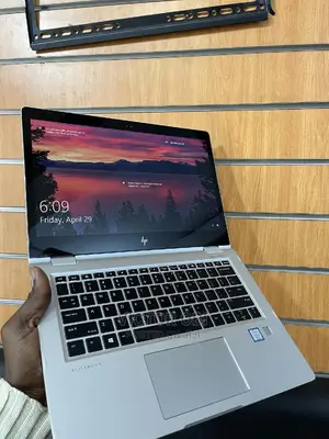 Laptop HP EliteBook 1030 8GB Intel Core i5 SSD 256GB