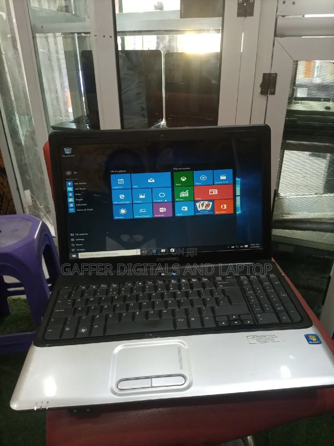 New Laptop HP Compaq Presario CQ50 4GB Intel Core 2 Quad HDD 320GB